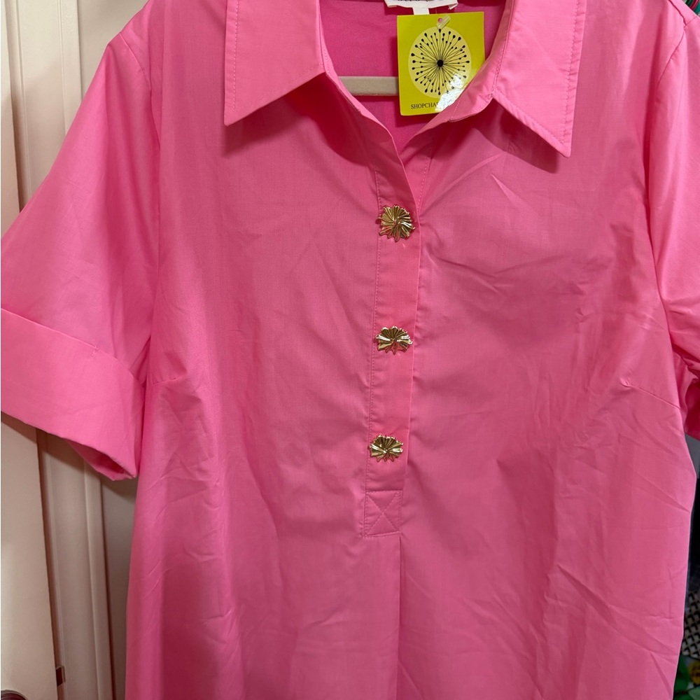 Bright Pink Short Sleeve Shirt with Gold Flower Buttons